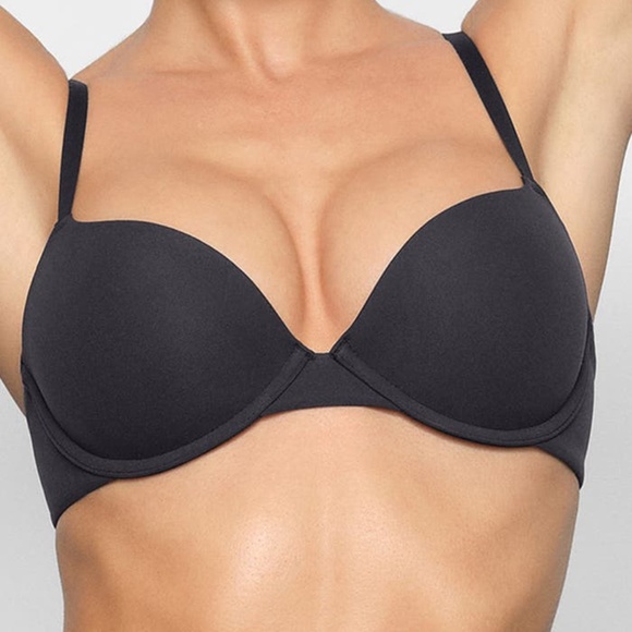 Skims Fits Everybody Push-Up Demi Bra - Picture 1 of 8